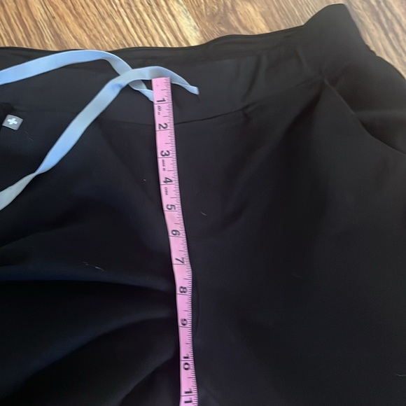 FIGS black Zamora high rise joggers scrub pants - Picture 5 of 8